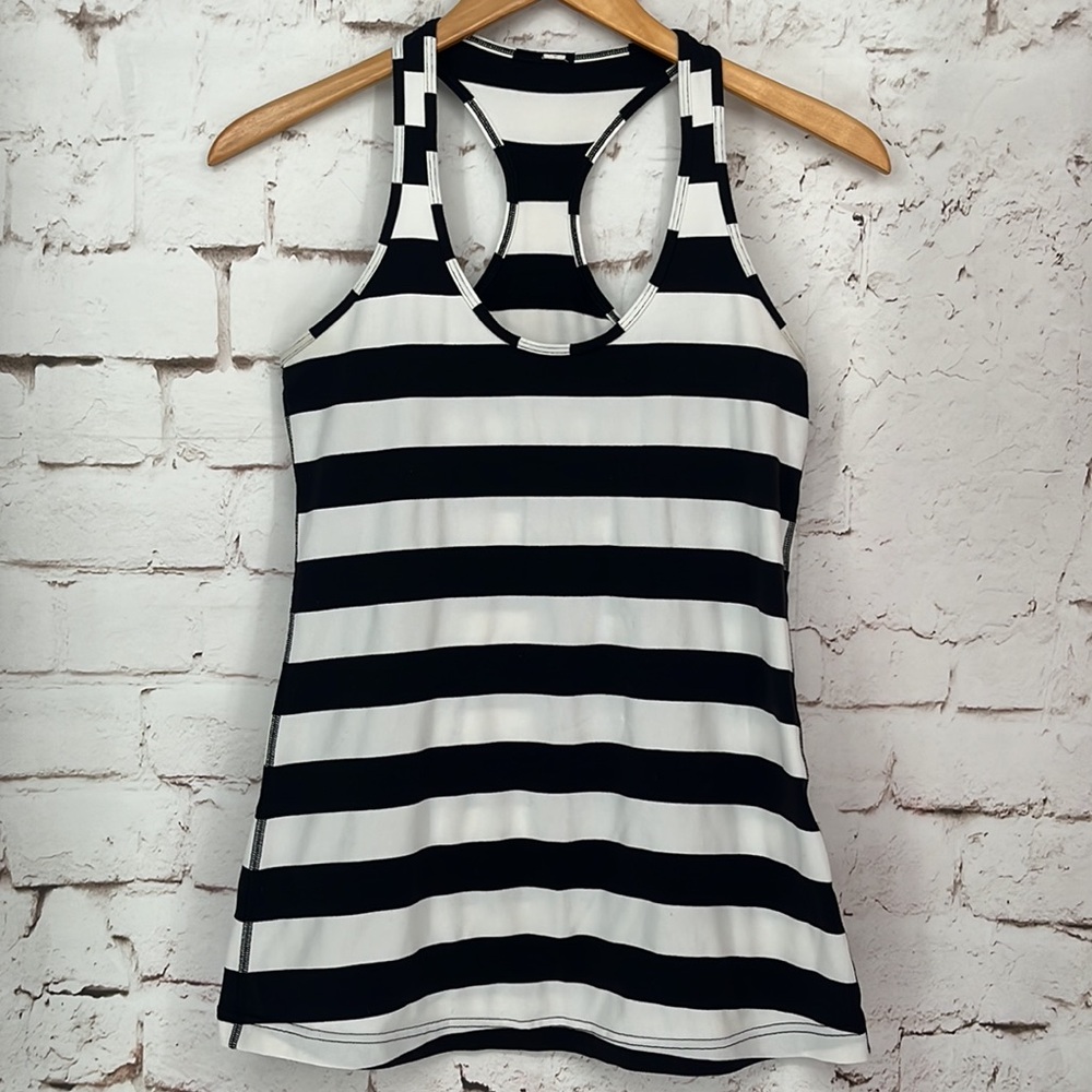 ✨BUNDLE OF 3✨ lululemon athletica “Cool Racerback” Tank, Size 8 - Picture 3 of 10
